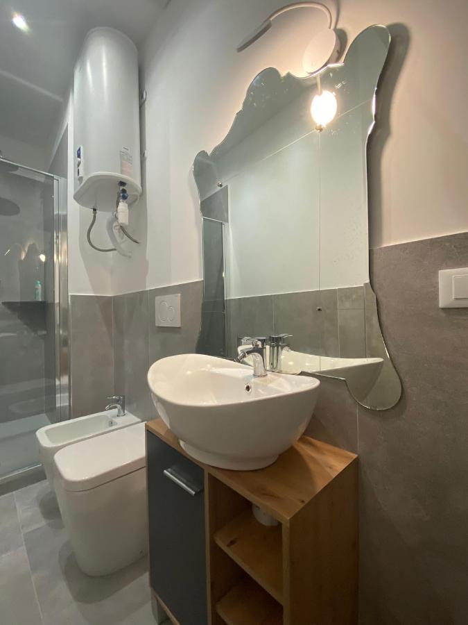 Happy Family Apartments Lavagna เจนัว ภายนอก รูปภาพ
